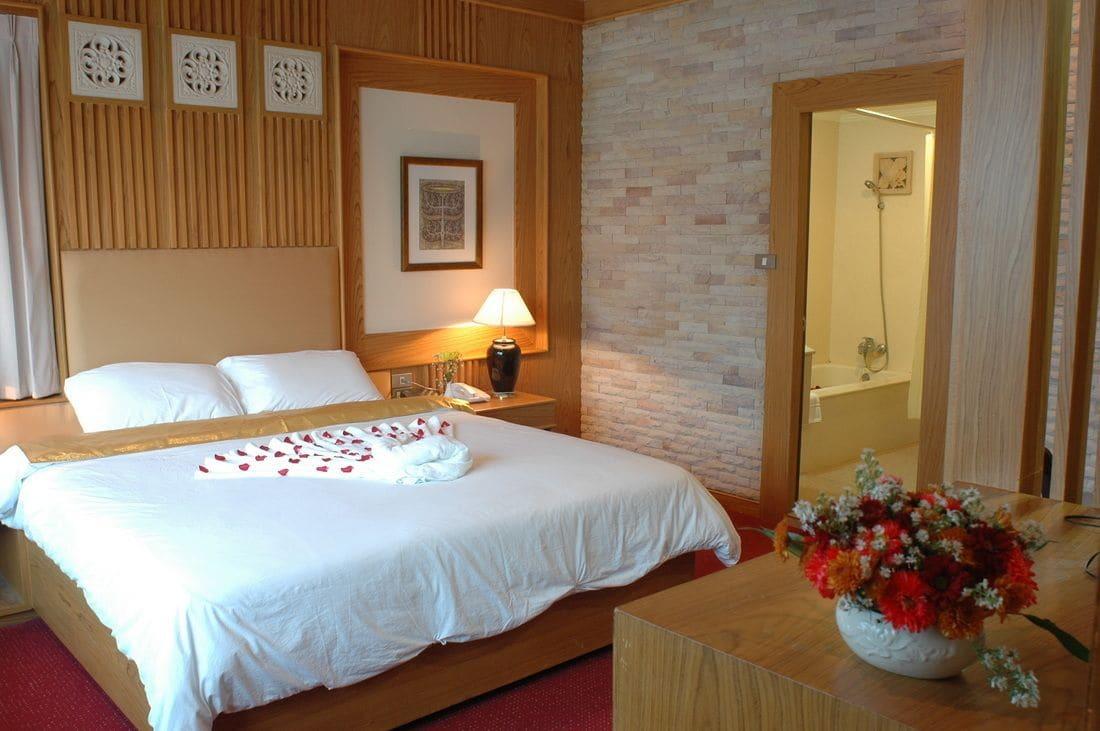 The Rich Hotel Nonthaburi Luaran gambar