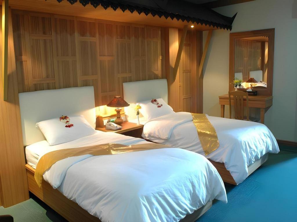 The Rich Hotel Nonthaburi Luaran gambar