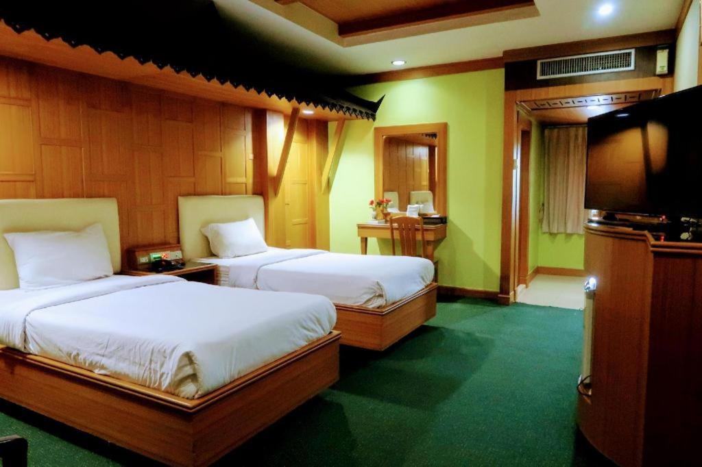 The Rich Hotel Nonthaburi Luaran gambar