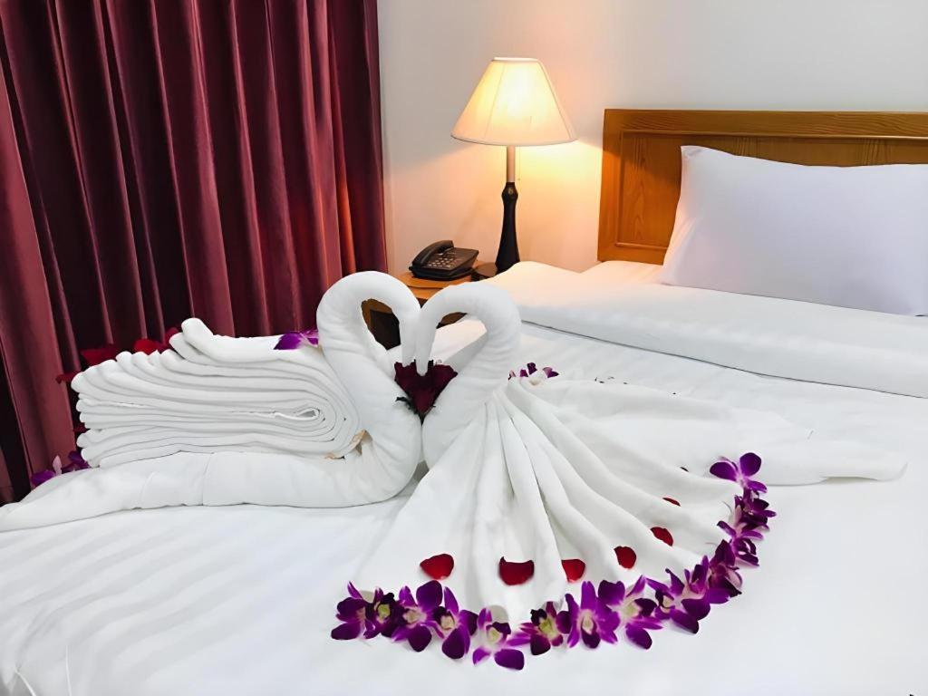 The Rich Hotel Nonthaburi Luaran gambar