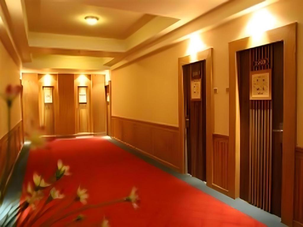 The Rich Hotel Nonthaburi Luaran gambar